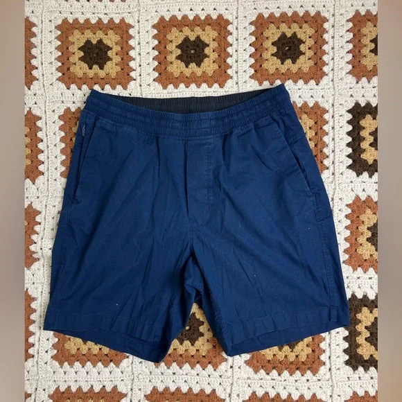 Lululemon Men’s Bowline True Navy Short 8” Medium - Picture 5 of 8